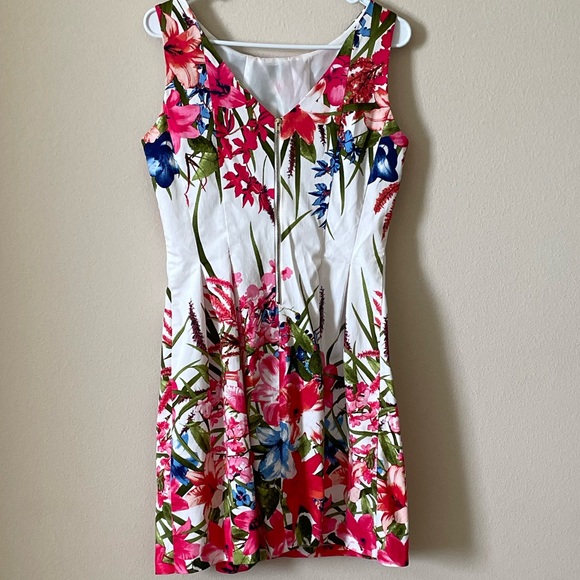 London Times sim dress in size 6 - Picture 2 of 2